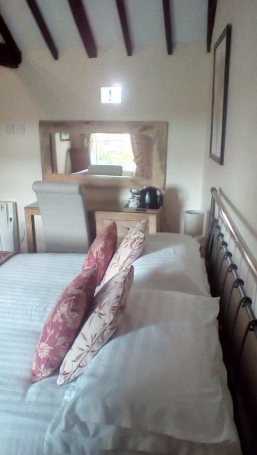 Metheringham The Lincolnshire Poacher Inn المظهر الخارجي الصورة